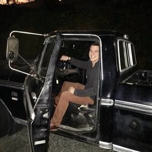 Meet your Posher, Thomas